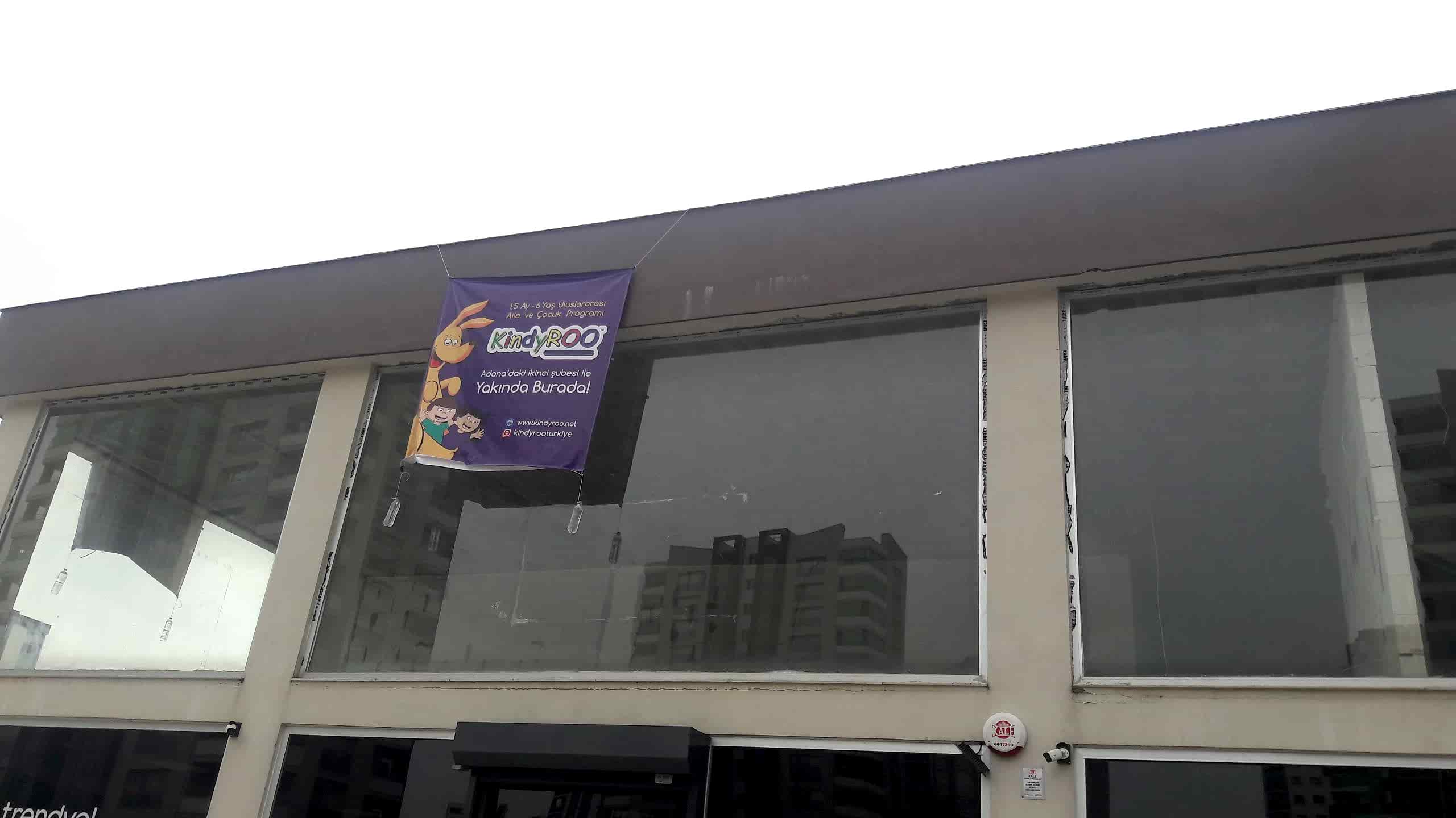 KindyROO okul projesinde Ytong gazbeton ile yapılan duvar örme çalışması ve profesyonel duvar ustalığı